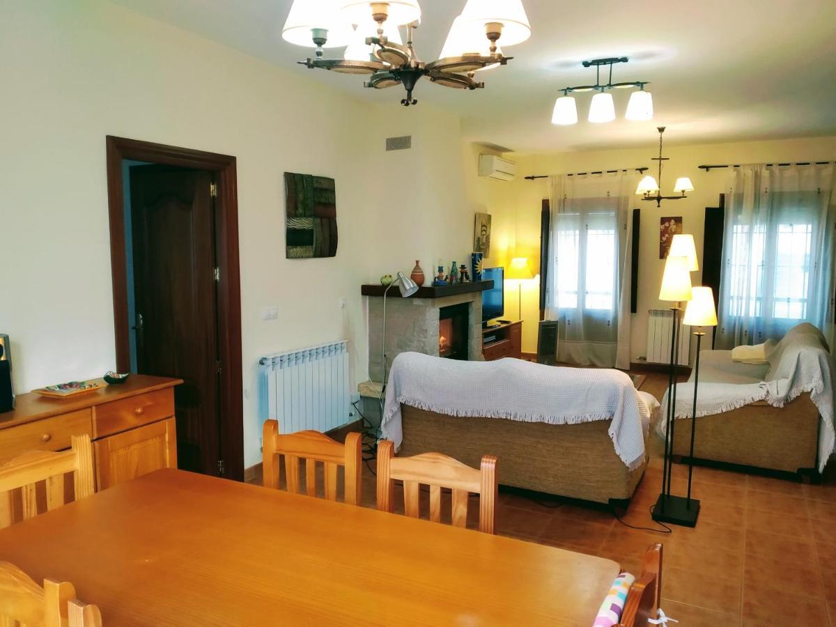 Casa Rural Con Chimenea, Barbacoa, Terraza Y Solarium Villa Illar Eksteriør bilde